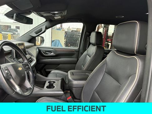 Used 2023 Chevrolet Suburban Premier AWD/4WD image 18