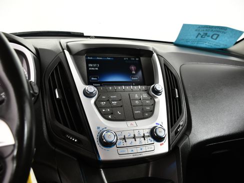 Used 2017 Chevrolet Equinox LT w/ Convenience Package AWD/4WD image 26