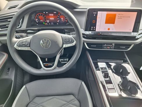 New 2026 Volkswagen Atlas Peak Edition image 22