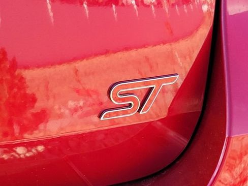 New 2026 Ford Explorer ST w/ Sun And Sound Package image 12