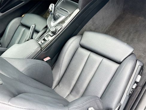 Used 2017 BMW 430i Convertible image 32