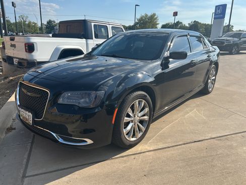 Used 2015 Chrysler 300 Limited AWD/4WD image 1