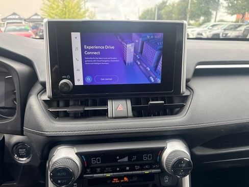 Used 2025 Toyota RAV4 XLE FWD image 10