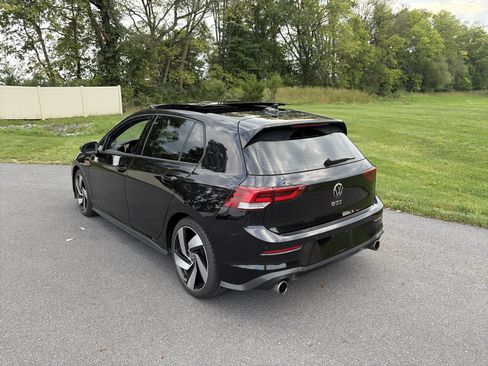 Used 2022 Volkswagen GTI SE FWD image 7