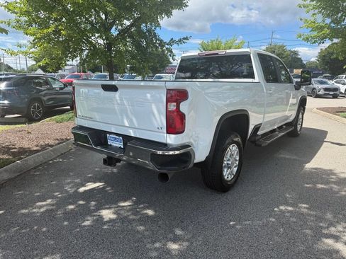 Used 2023 Chevrolet Silverado 2500 LT w/ Convenience Package AWD/4WD image 5