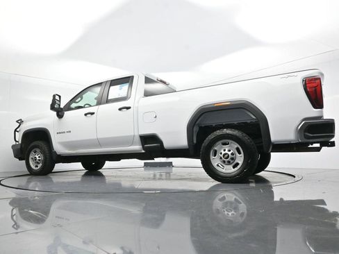 Used 2021 Chevrolet Silverado 2500 W/T w/ WT Convenience Package AWD/4WD image 44