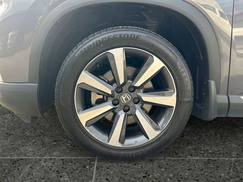 Used 2023 Honda Pilot Elite image 5