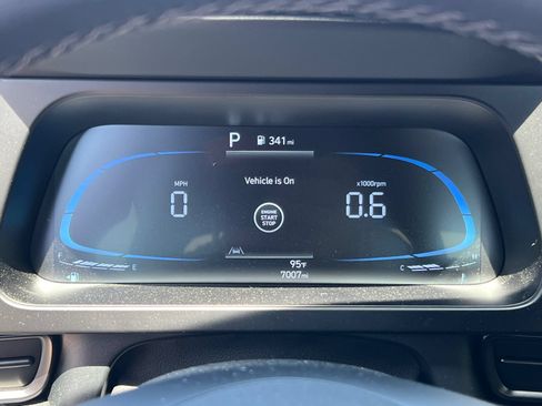 Certified 2025 Hyundai Elantra Sport FWD image 24