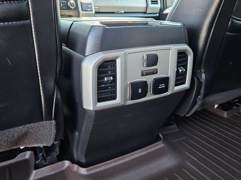 Used 2019 Ford F350 Lariat w/ Lariat Ultimate Package AWD/4WD image 23