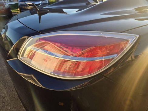 Used 2008 Saturn Sky w/ Premium Trim Package RWD image 40