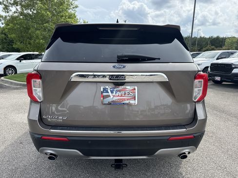 Used 2021 Ford Explorer Limited RWD image 6