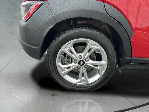 Used 2023 Hyundai Kona SEL AWD/4WD image 33