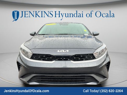 Used 2023 Kia Forte LXS FWD image 8