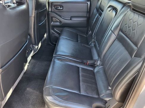 Used 2022 Nissan Frontier PRO-4X w/ Pro-4X Premium Package image 22