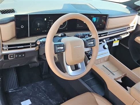 Used 2024 Hyundai Santa Fe Limited image 6