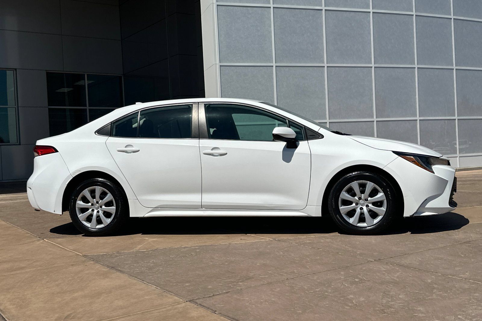 Certified 2024 Toyota Corolla LE FWD image 3