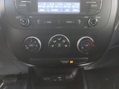 Used 2019 Kia Soul FWD image 20