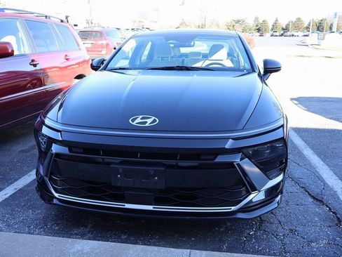 Certified 2024 Hyundai Sonata SEL w/ Convenience Package image 12