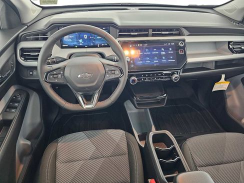 New 2027 Chevrolet Bolt LT w/ Comfort Package FWD image 18