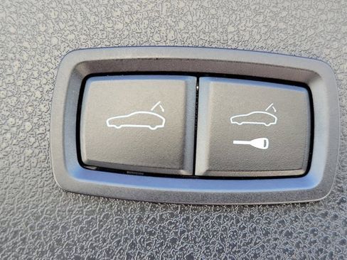 Used 2020 Porsche Macan S image 12