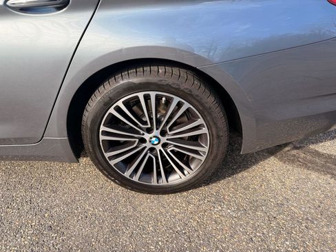 Used 2017 BMW 530i xDrive w/ Premium Package image 14