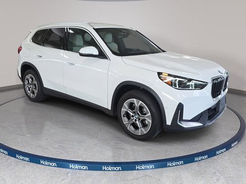 Used 2023 BMW X1 xDrive28i w/ Convenience Package image 3