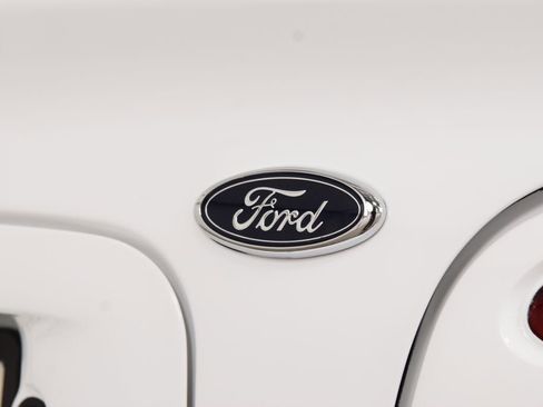 Used 1994 Ford Mustang Cobra RWD image 23