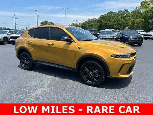 Used 2024 Dodge Hornet GT w/ GT Blacktop Package AWD/4WD image 1