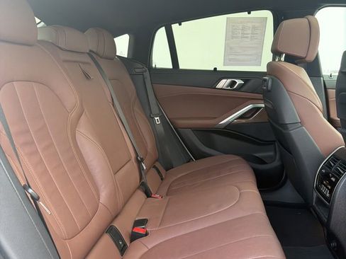 Used 2020 BMW X6 xDrive40i w/ Executive Package image 16