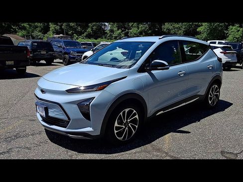 Certified 2023 Chevrolet Bolt EUV Premier FWD image 4