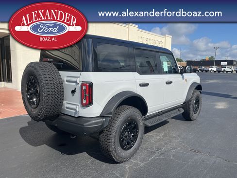 New 2026 Ford Bronco Badlands AWD/4WD image 4