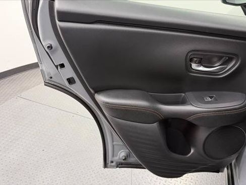 Used 2025 Honda HR-V Sport image 16