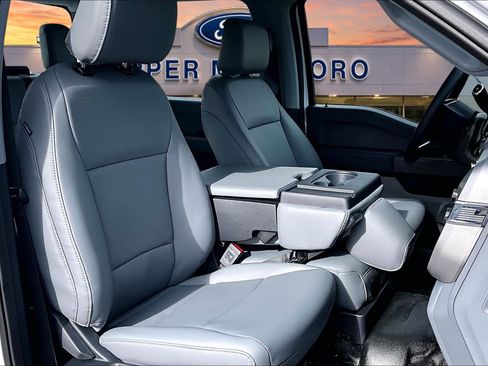 New 2026 Ford F250 XL w/ FX4 Off-Road Package AWD/4WD image 8