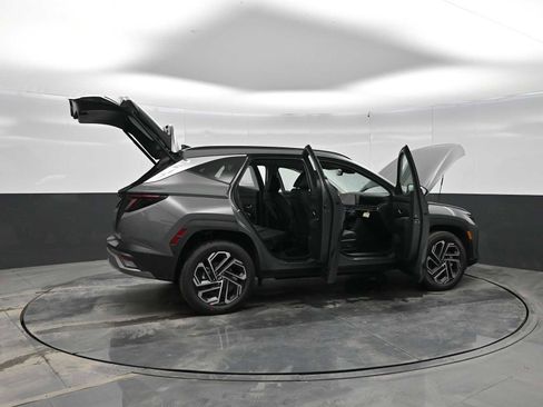 New 2026 Hyundai Tucson Limited image 40