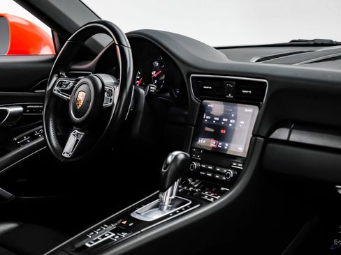 Used 2018 Porsche 911 Carrera 4S image 44