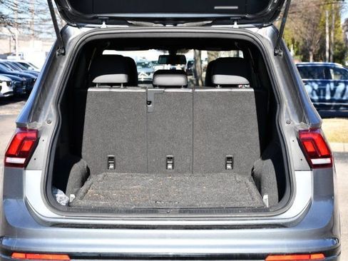 Used 2020 Volkswagen Tiguan SE R-Line AWD/4WD image 26