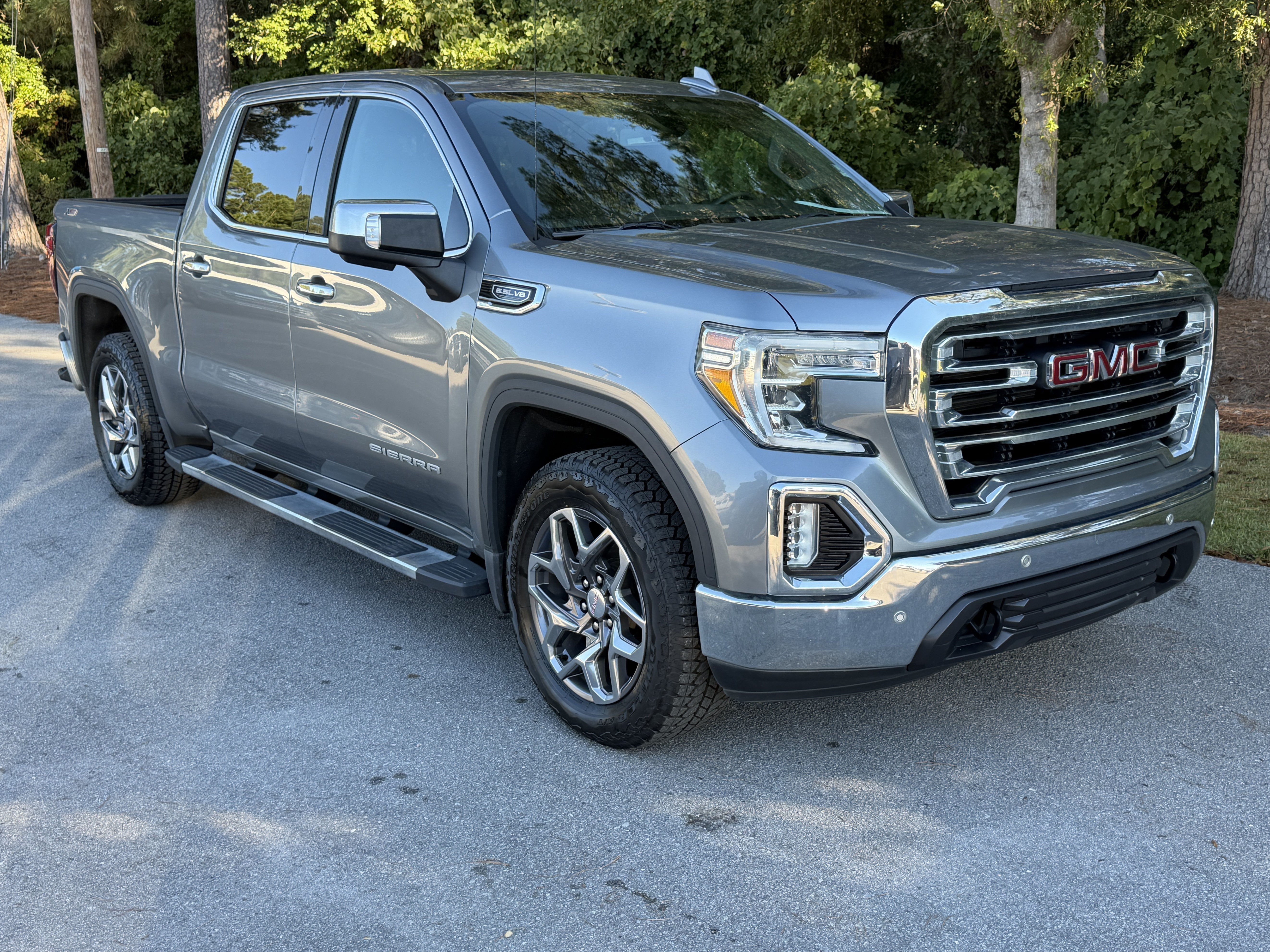 Used 2019 GMC Sierra 1500 SLT w/ SLT Premium Plus Package AWD/4WD image 10
