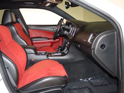 Used 2022 Dodge Charger Scat Pack RWD image 63
