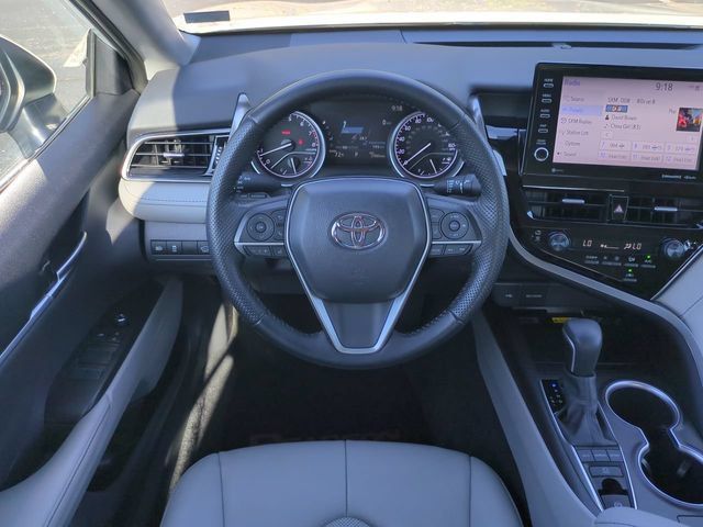 Used 2022 Toyota Camry XLE FWD image 15