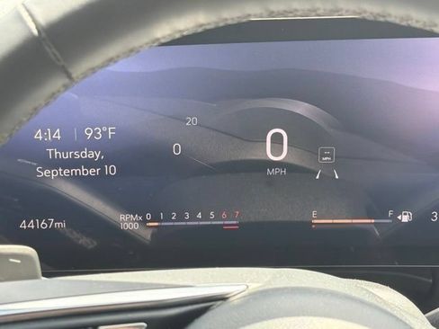 Used 2025 Buick Enclave Preferred FWD image 16