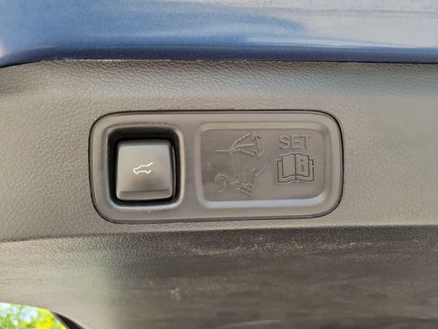 Used 2018 Ford Expedition Platinum RWD image 9