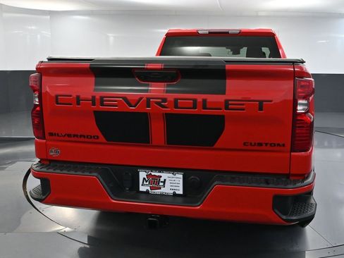 Used 2024 Chevrolet Silverado 1500 Custom w/ Rally Edition AWD/4WD image 7