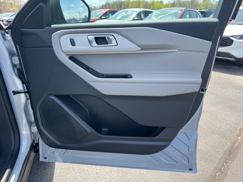 New 2026 Ford Explorer Active w/ Active Comfort Package AWD/4WD image 29