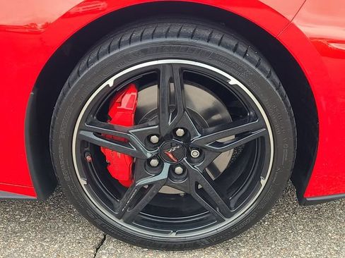 Used 2020 Chevrolet Corvette Stingray Preferred Cpe w/ 2LT Preferred Equipment Group RWD image 9