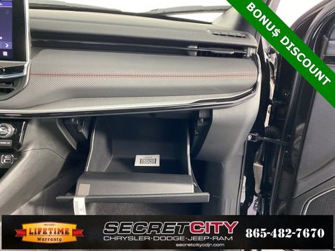 New 2026 Jeep Compass Trailhawk image 30