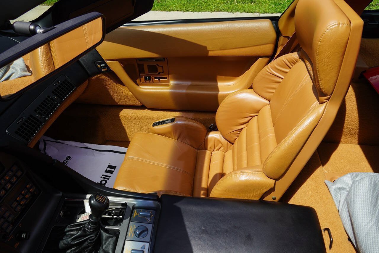 Used 1990 Chevrolet Corvette ZR-1 RWD image 21