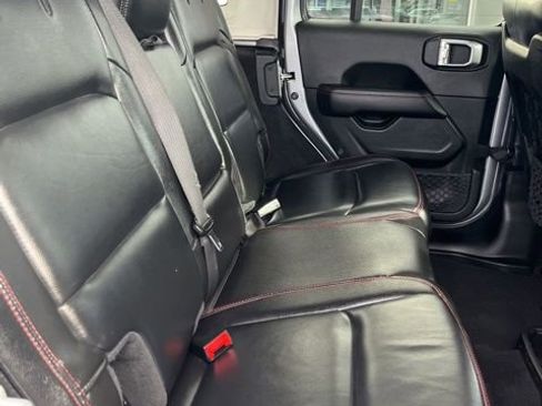 Used 2021 Jeep Wrangler Unlimited Rubicon image 33