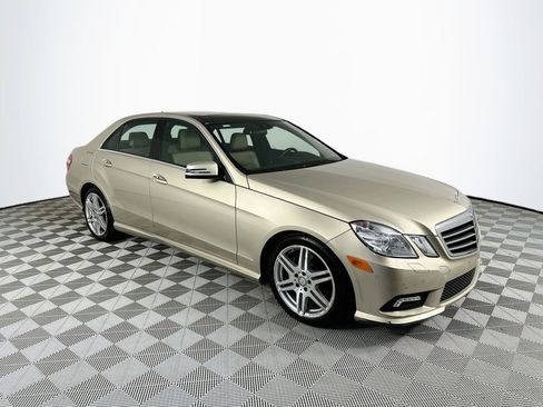 Used 2010 Mercedes-Benz E 350 4MATIC Sedan image 1