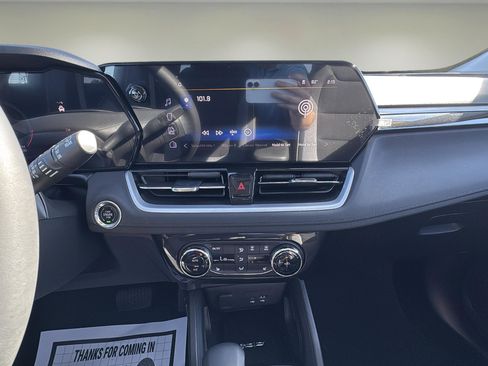 Used 2026 Chevrolet TrailBlazer LT w/ Convenience Package image 10