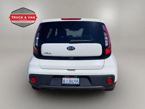 Used 2019 Kia Soul FWD image 39